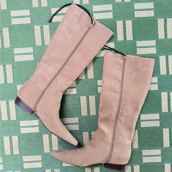 Loft Tall Soft Brown Suede Below Knee Boots 7.5 - Picture 4 of 4